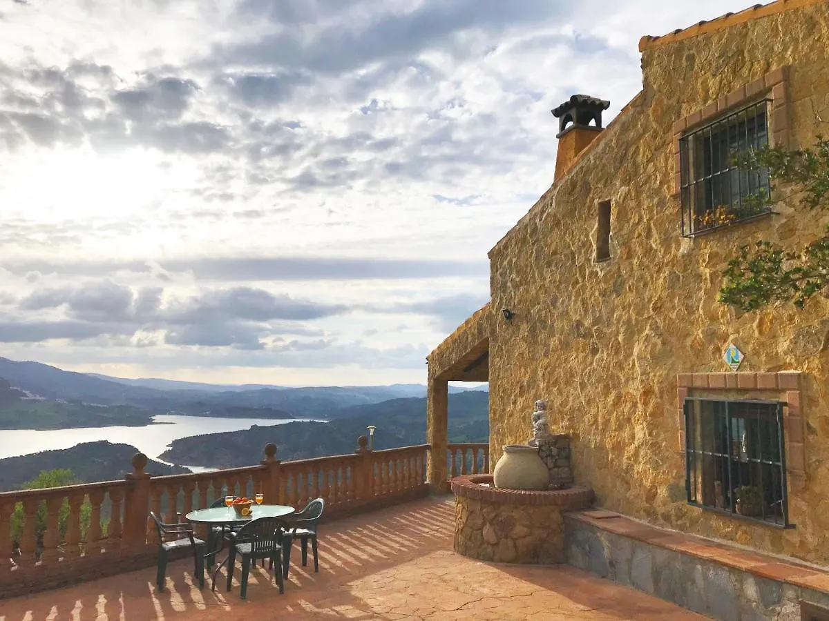 Chalet Villa El Valle Dorado El Gastor