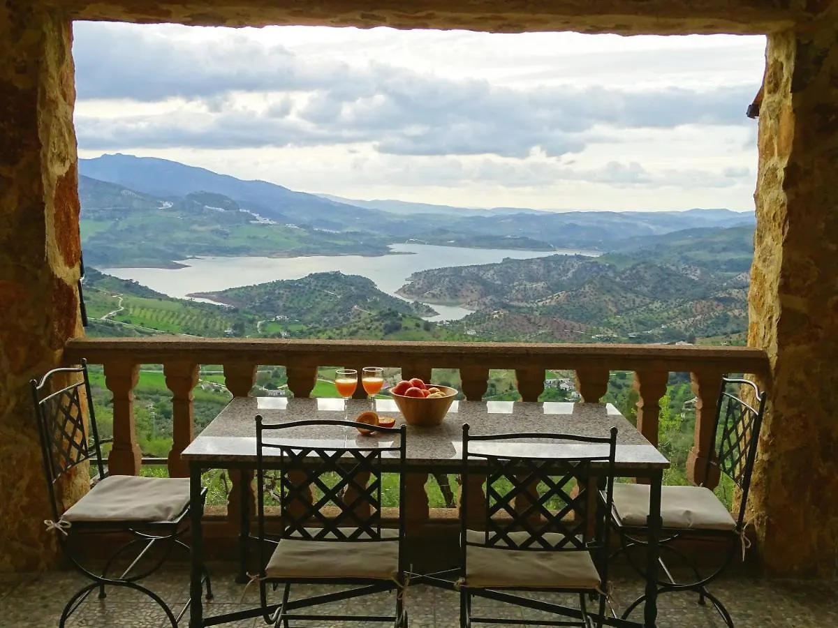 El Valle Dorado El Gastor Chalet